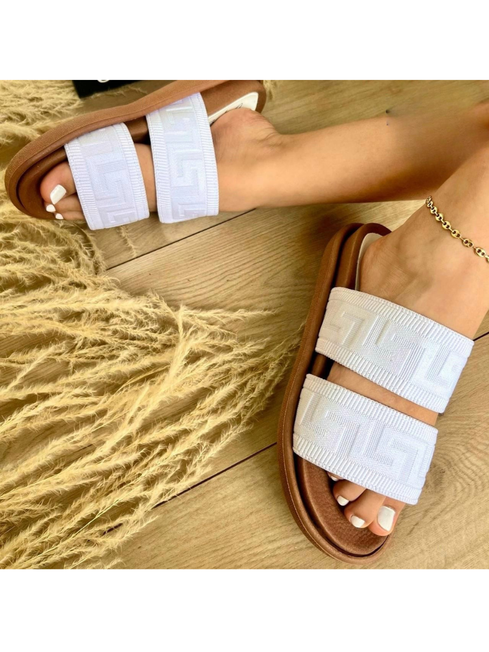 SANDALIAS CANOA DE LUJO QUE ELEVAN TU ESTILO