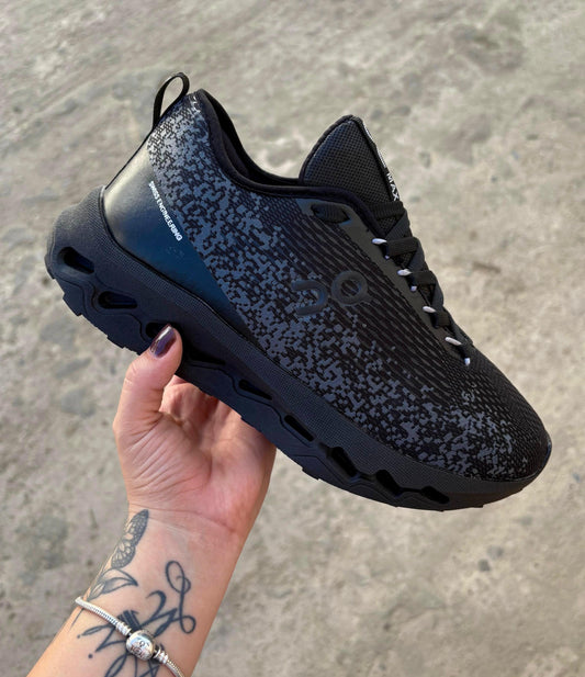 Tenis On Cloud Surfer Caja